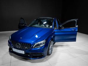 Mercedes-Benz C-Class C63 S - Image 18