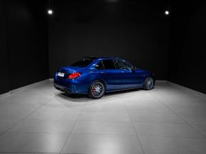 Mercedes-Benz C-Class C63 S - Image 23