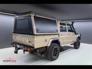 Toyota Land Cruiser 79 4.5D-4D V8 double cab LX - Image 2