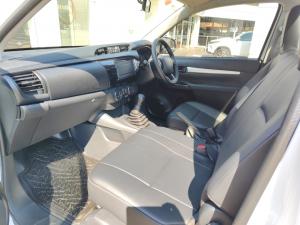 Toyota Hilux 2.0 single cab S (aircon) - Image 7