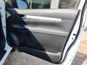Toyota Hilux 2.0 single cab S (aircon) - Image 23