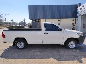 Toyota Hilux 2.0 single cab S (aircon) - Image 3