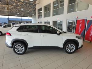 Toyota Corolla Cross 1.8 Xi - Image 3