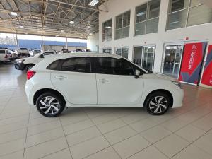 Toyota Starlet 1.5 XS auto - Image 3
