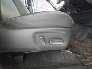 Toyota Hilux 2.8GD-6 double cab Legend 55 - Image 10