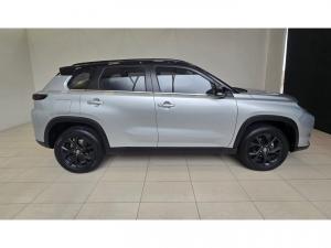 Toyota Urban Cruiser 1.5 XR manual - Image 3