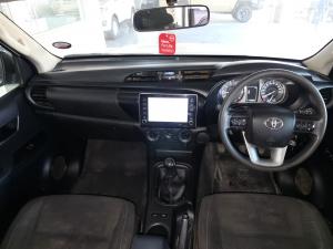 Toyota Hilux 2.4GD-6 Xtra cab Raider manual - Image 6