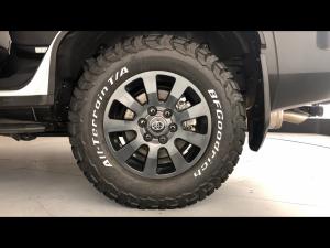 Toyota Land Cruiser Prado 2.8GD VX-R - Image 19