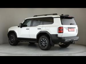 Toyota Land Cruiser Prado 2.8GD VX-R - Image 21