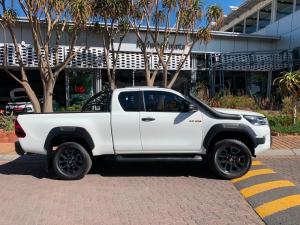 Toyota Hilux 2.8GD-6 Xtra cab 4x4 Legend auto - Image 3
