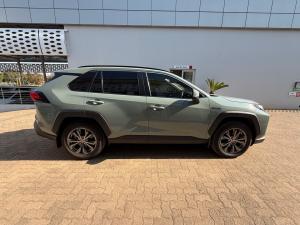 Toyota RAV4 2.5 Hybrid GX-R E-Four - Image 3