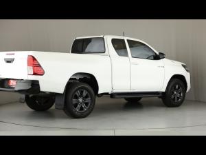 Toyota Hilux 2.4GD-6 Xtra cab Raider auto - Image 2