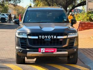 Toyota Land Cruiser 300 3.3D GR-Sport - Image 4