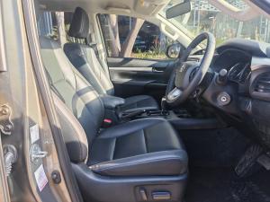 Toyota Hilux 2.8GD-6 double cab 4x4 Raider auto - Image 7