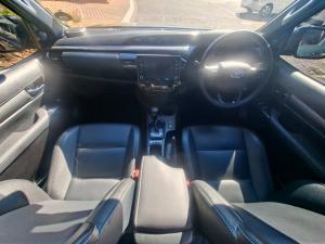 Toyota Hilux 2.8GD-6 double cab 4x4 Legend 55 - Image 6
