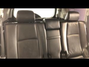 Toyota Land Cruiser Prado 2.8GD VX-L - Image 11