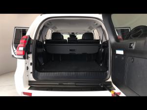 Toyota Land Cruiser Prado 2.8GD VX-L - Image 13