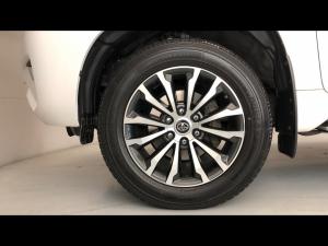 Toyota Land Cruiser Prado 2.8GD VX-L - Image 18