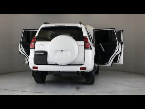 Toyota Land Cruiser Prado 2.8GD VX-L - Image 24