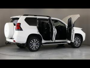 Toyota Land Cruiser Prado 2.8GD VX-L - Image 31