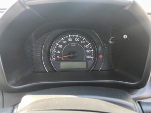 Toyota Vitz 1.0 - Image 10