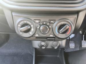 Toyota Vitz 1.0 - Image 12