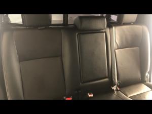 Toyota Hilux 2.8GD-6 double cab Raider auto - Image 11