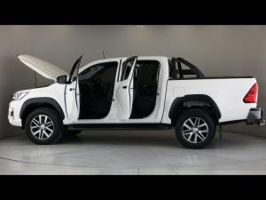 Toyota Hilux 2.8GD-6 double cab Raider auto - Image 26