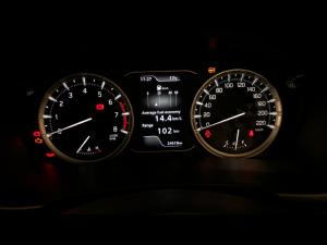 Toyota Urban Cruiser 1.5 XR manual - Image 9