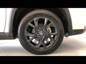 Toyota Urban Cruiser 1.5 XR manual - Image 17