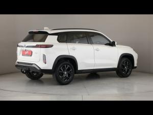 Toyota Urban Cruiser 1.5 XR manual - Image 2