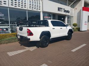 Toyota Hilux 2.8 GD-6 RB Legend 4X4 automaticD/C - Image 2