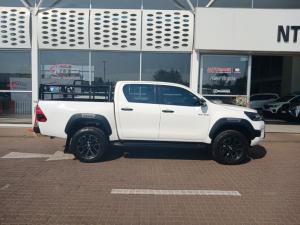 Toyota Hilux 2.8 GD-6 RB Legend 4X4 automaticD/C - Image 3