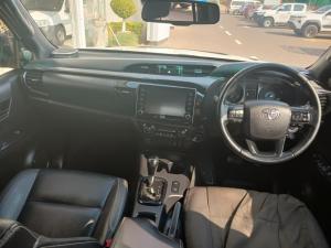 Toyota Hilux 2.8 GD-6 RB Legend 4X4 automaticD/C - Image 6