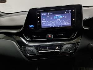 Toyota C-HR 1.2T - Image 10