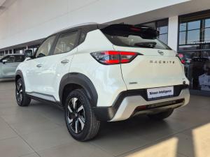 Nissan Magnite 1.0T Acenta CVT - Image 9