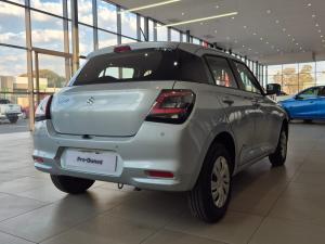 Suzuki Swift 1.2 GL - Image 2