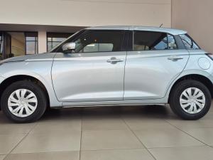 Suzuki Swift 1.2 GL - Image 9