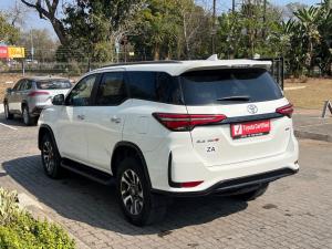 Toyota Fortuner 2.4GD-6 4X4 automatic - Image 21
