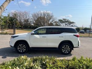 Toyota Fortuner 2.4GD-6 4X4 automatic - Image 22
