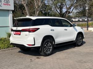 Toyota Fortuner 2.4GD-6 4X4 automatic - Image 2