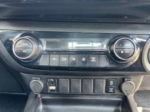 Toyota Hilux 2.8 GD-6 RB Legend automaticD/C - Image 17