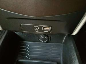 Mahindra XUV300 1.5D - Image 18