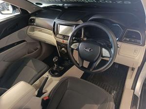 Mahindra XUV300 1.5D - Image 8