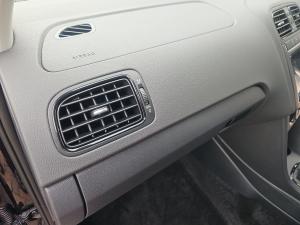 Volkswagen Polo Vivo hatch 1.4 Life - Image 20