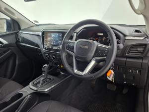 Isuzu D-Max 1.9TD Extended cab LS auto - Image 8