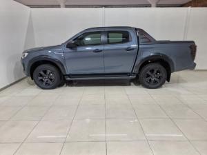 Isuzu D-Max 3.0TD double cab V-Cross - Image 2