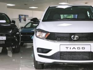 Tata Tiago 1.2 XT manual - Image 2