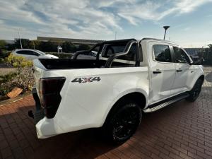Isuzu D-Max 1.9TD double cab LS X-Rider 4x4 auto - Image 9
