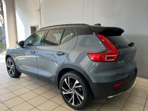 Volvo XC40 D4 AWD R-Design - Image 3